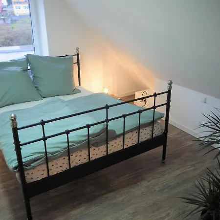 Ferienwohnung Kaffeevollautomat, Hängematte&Netflix, zentral Idar-Oberstein Exterior foto